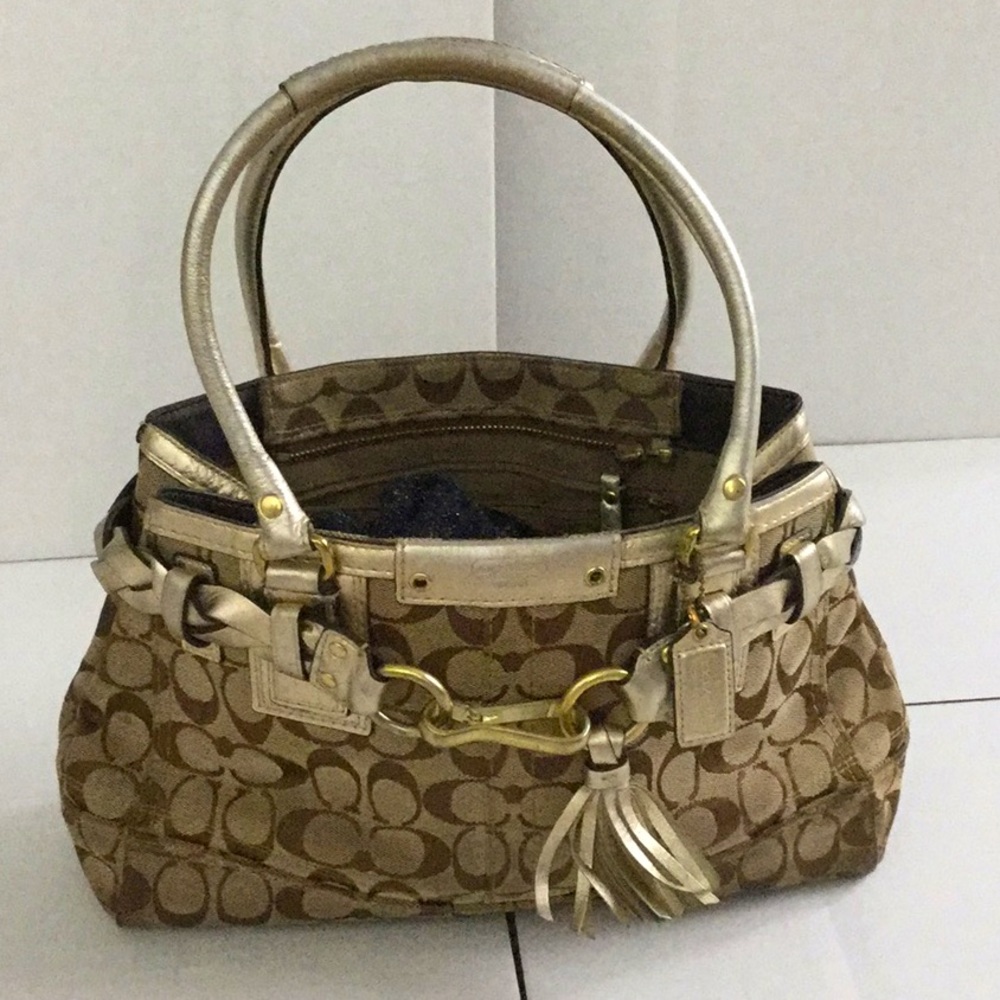 Coach  L1073-f13065 rare metallic silver straps
